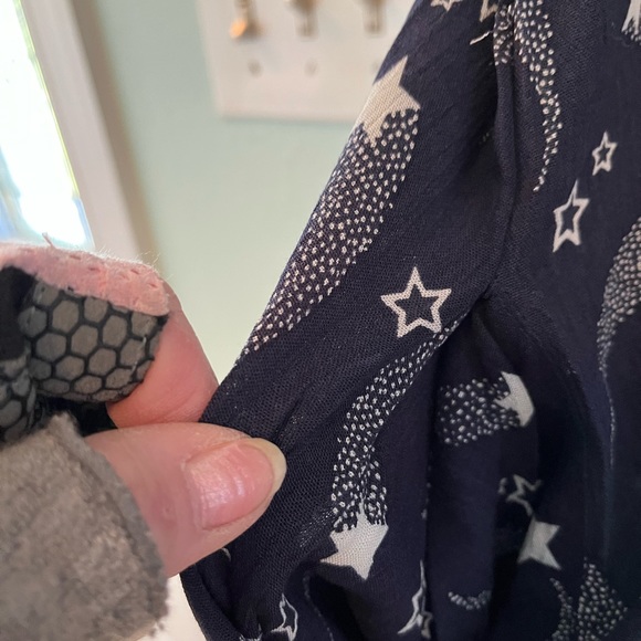 Lane Bryant Navy Blouse Plus Size 18P Bell Sleeve Floral Print Keyhole Top NWT - Picture 7 of 9